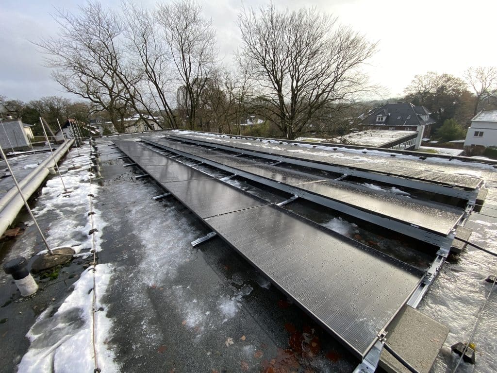 Solaranlage auf Krankenhaus in Hamburg